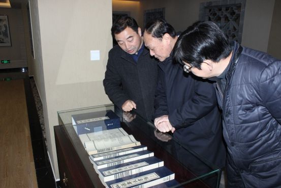 邵國荷參觀黃山太平猴魁博物館.jpg 邵國荷參觀黃山太平猴魁博物館.jpg