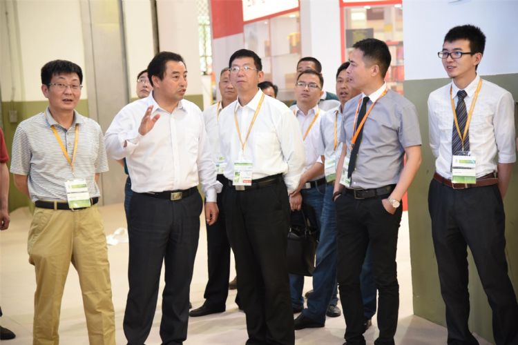 百年榮耀中國茶六百里猴魁.jpg 百年榮耀中國茶六百里猴魁.jpg